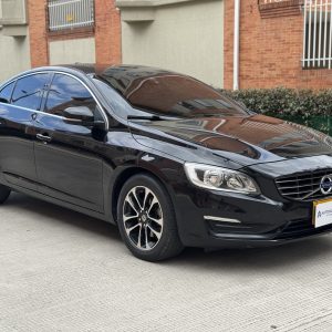 Volvo S60 2.0 T5 Momentum