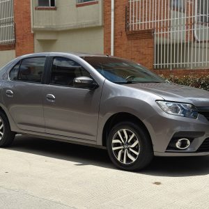 Renault Logan 1.6 Privilege / Intens