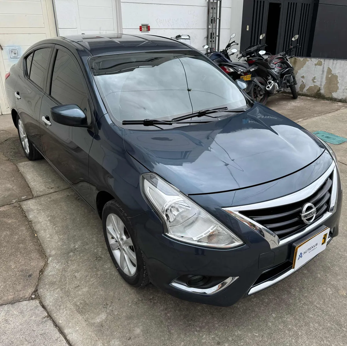 NissanVersa1