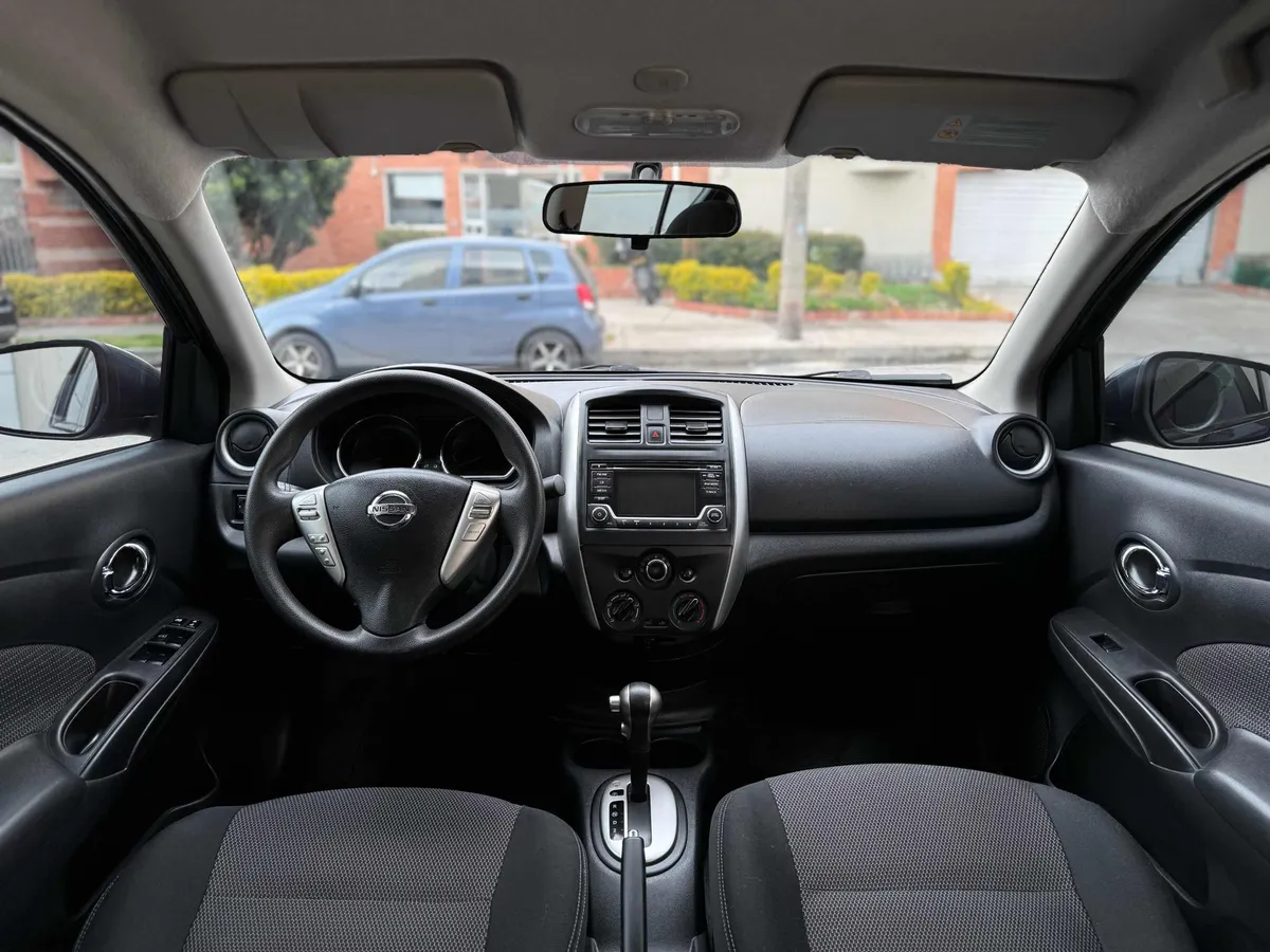 NissanVersa13