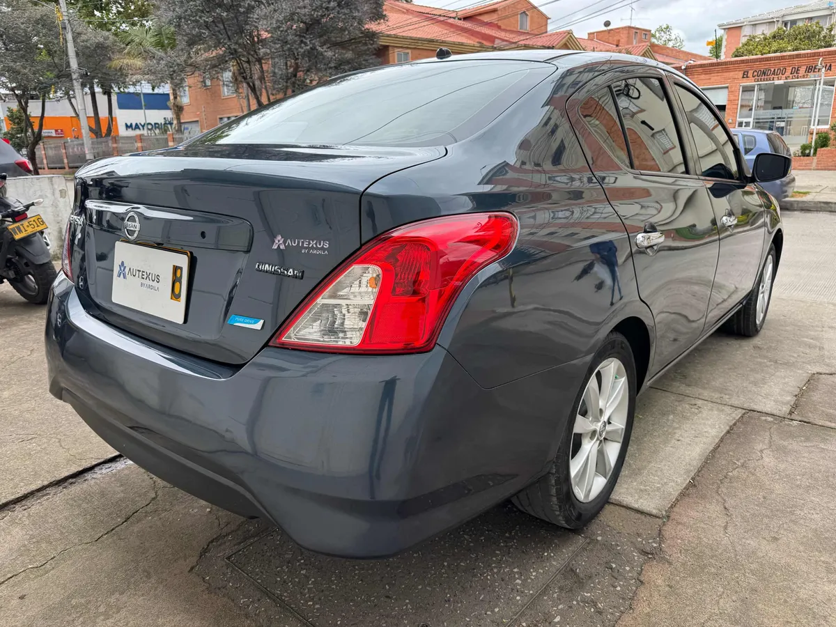 NissanVersa3